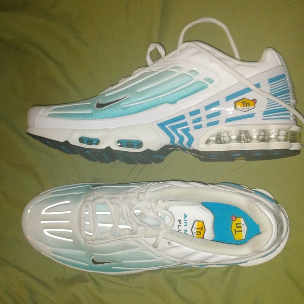 Men's Nike air max plus III shoes size 10.5